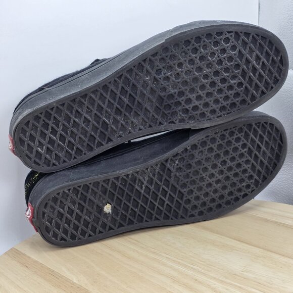 VANS Old Skool x Disney Mickey Mouse Club 2018 Size: men size 9.5 - Picture 8 of 9